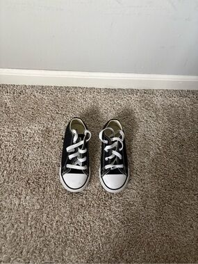 Converse Chuck Taylor Black/White Toddler Size 9